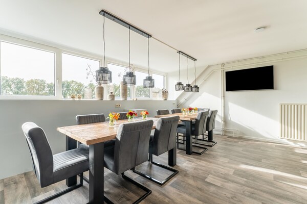 Foto van Vakantiehuis in Silvolde met Hot Tub - Vakantiehuis in Silvolde - DiningRoom