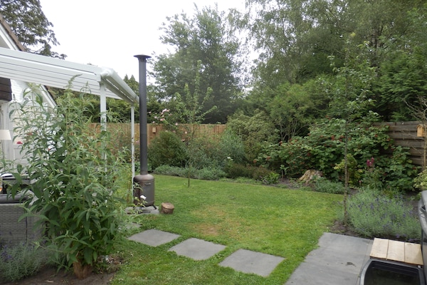 Foto van Familievilla met jacuzzi en grote tuin - Vakantiehuis in Balkbrug - GardenSummer