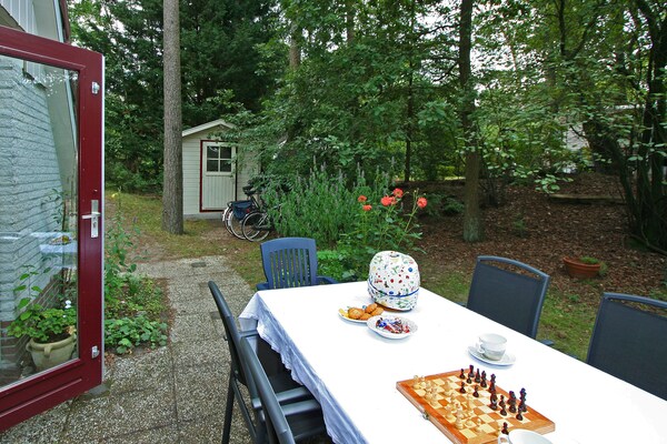 Foto van Vakantiehuis in Nunspeet bij bos - Vakantiehuis in Nunspeet - TerraceBalcony