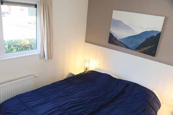 Foto van Chalet in Biddinghuizen, zwembadfaciliteiten - Vakantiehuis in Biddinghuizen - BedRoom