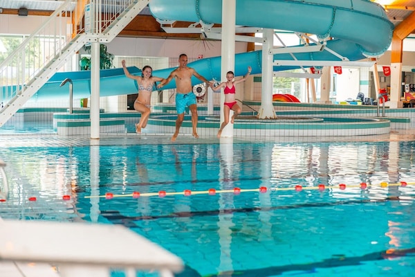Foto van Chalet in Biddinghuizen, zwembadfaciliteiten - Vakantiehuis in Biddinghuizen - Facilities