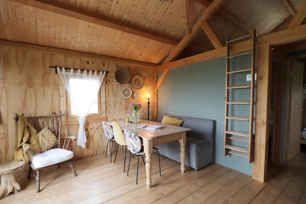 Foto van Huisjes in Friesland met Boerderijbeleving - Vakantiehuis in Tjerkgaast - LivingRoom