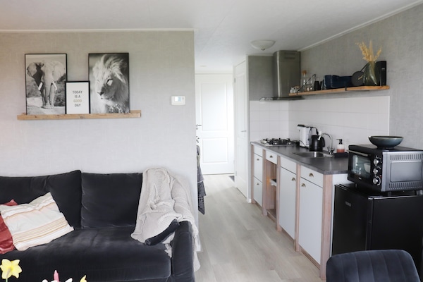 Foto van Huisjes in Friesland met Boerderijbeleving - Vakantiehuis in Tjerkgaast - Kitchen