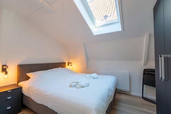 Foto van 2 moderne appartementen in hartje Sneek - Vakantiehuis in Sneek - BedRoom