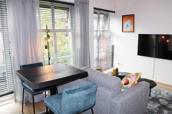 Foto van 2 moderne appartementen in hartje Sneek - Vakantiehuis in Sneek - LivingRoom