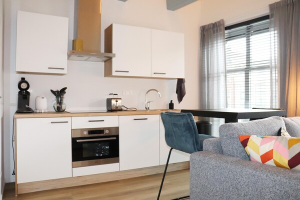 Foto van 2 moderne appartementen in hartje Sneek - Vakantiehuis in Sneek - Kitchen