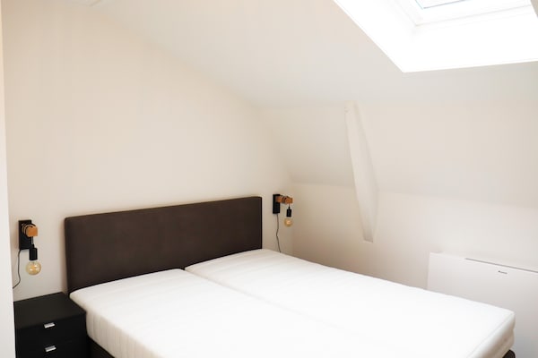 Foto van 2 moderne appartementen in hartje Sneek - Vakantiehuis in Sneek - BedRoom