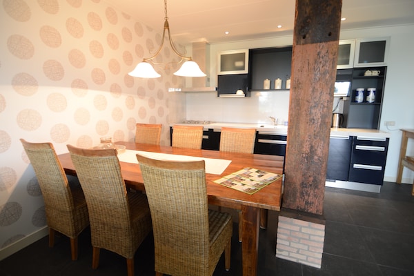 Foto van Appartement in Workum bij IJsselmeer - Vakantiehuis in Workum - DiningRoom