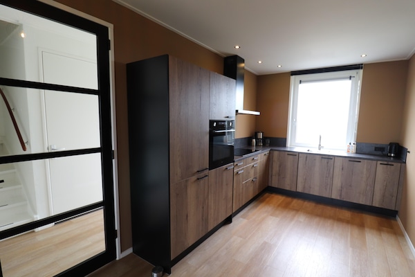 Foto van Stijlvolle Friese villa met tuin - Vakantiehuis in Leons - Kitchen