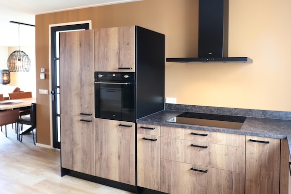 Foto van Twee naast elkaar gelegen luxe villa's in Friesland - Kitchen