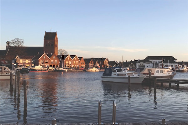 Foto van Vakantiehuis in Grou met Bubbelbad - Vakantiehuis in Grou - AreaSummer1KM