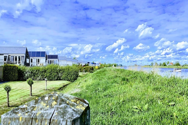 Foto van Vakantiehuis in Grou met Bubbelbad - Vakantiehuis in Grou - AreaSummer1KM