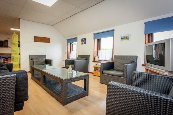 Foto van Boerderij in Holwerd bij de Zee - Vakantiehuis in Holwerd - LivingRoom