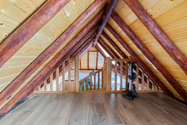 Foto van Vrijstaand Huis aan Kanaal in Friesland - Vakantiehuis in Jistrum / Skûlenboarch - BedRoom