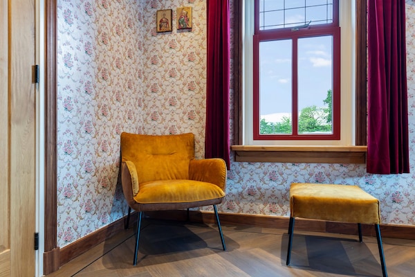 Foto van Vrijstaand Huis aan Kanaal in Friesland - Vakantiehuis in Jistrum / Skûlenboarch - Ambiance