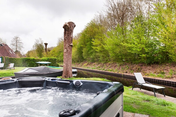 Foto van Bungalow met sauna en natuur - Vakantiehuis in Friesland - Facilities