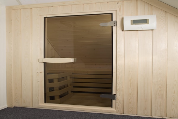 Foto van Bungalow met sauna en natuur - Vakantiehuis in Friesland - Wellness