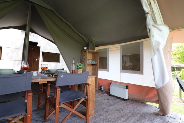 Foto van Safaritent, Friesland - Vakantiehuis in Twijzel - DiningRoom