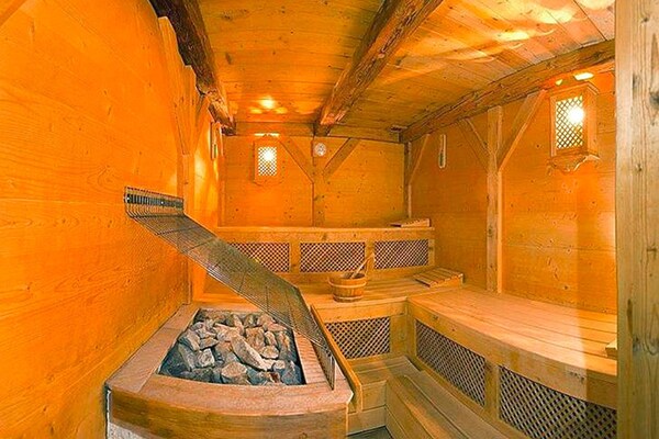 Foto van Chalet in St. Martin met Sauna & Uitzicht - Vakantiehuis in St. Martin am Tennengebirge - Wellness