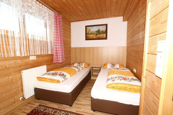 Foto van Chalet in Mayrhofen bij Skiliften - Vakantiehuis in Mayrhofen - BedRoom