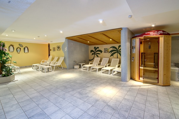 Foto van Chalet op Zettersfeld met Dolomieten Uitzicht - Vakantiehuis in Thurn/Lienz - Wellness