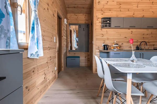 Foto van Huisje in Duszniki Zdrój met Ski en SPA - Vakantiehuis in Duszniki Zdrój - DiningRoom