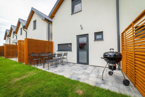 Foto van Comfortabele vakantiehuizen met zwembad - Vakantiehuis in Rewal - TerraceBalcony