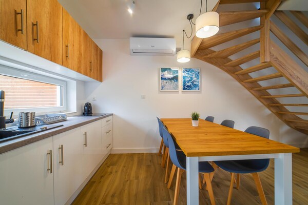 Foto van Comfortabele vakantiehuizen met zwembad - Vakantiehuis in Rewal - Kitchen