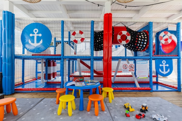 Foto van Comfortabele vakantiehuizen met SPA Rewal - Vakantiehuis in Rewal - RecreationRoom