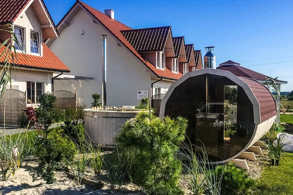 Foto van Comfortabel huis met terras, sauna en jacuzzi. - Vakantiehuis in Niechorze - Spa