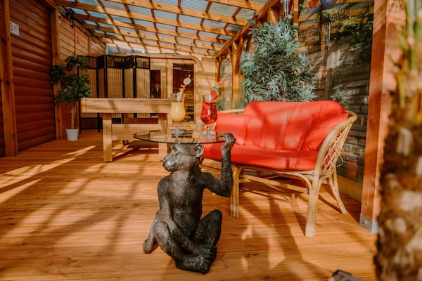 Foto van Comfortabele huizen met een spa-zone - Vakantiehuis in Wrzosowo - TerraceBalcony