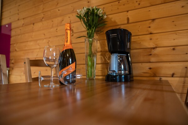 Foto van Comfortabele huizen met een spa-zone - Vakantiehuis in Wrzosowo - LivingRoom