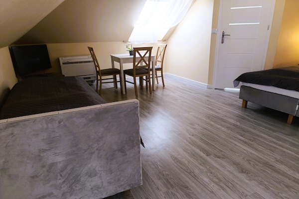 Foto van Appartement in Międzywodzie met zwembad - Vakantiehuis in Międzywodzie - BedRoom