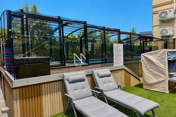 Foto van Appartement in Międzywodzie met zwembad - Vakantiehuis in Międzywodzie - Pool