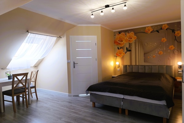 Foto van Appartement in Międzywodzie met zwembad - Vakantiehuis in Międzywodzie - BedRoom