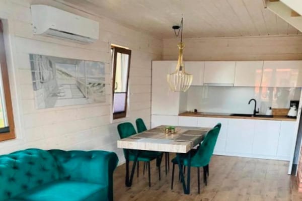 Foto van Comfortabele vakantiehuizen met zwembaden - Vakantiehuis in Mielno - DiningRoom