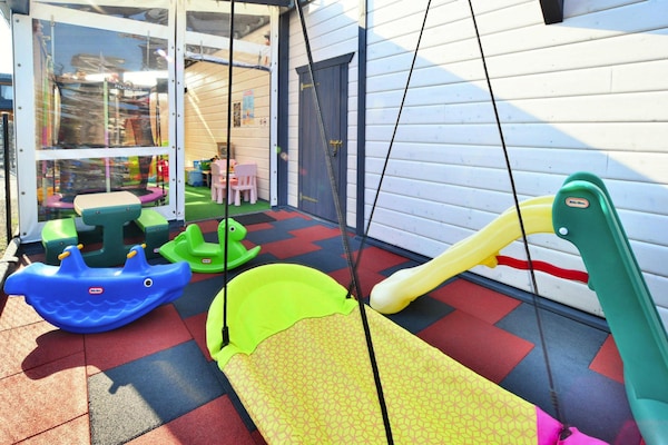 Foto van Vakantiehuis met terras, sauna - Vakantiehuis in Sianozety - ParkFacilities