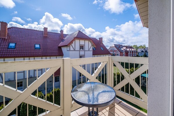 Foto van Luxe appartement voor 6 personen, met een badkuip - Vakantiehuis in Debki - TerraceBalcony