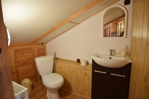Foto van Comfortabel vakantiehuis met een eigen tuin. - Vakantiehuis in Kopalino - BathRoom