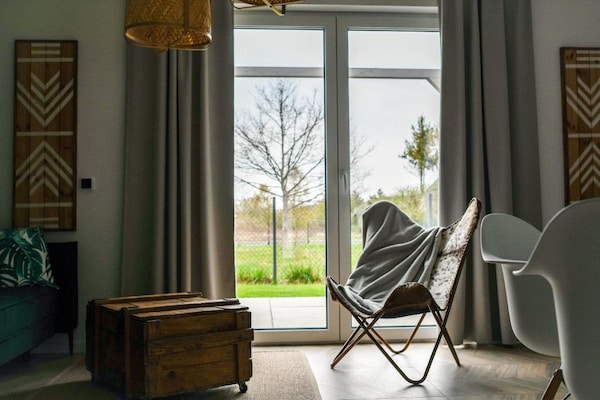 Foto van Groot vakantiehuis met jacuzzi en sauna. - Vakantiehuis in Kopalino - LivingRoom