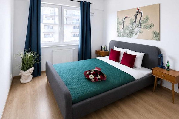 Foto van 3-kamerwoning vlakbij Atlas Arena - Vakantiehuis in Łódź - BedRoom