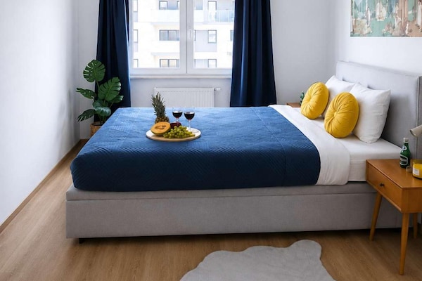 Foto van 3-kamerwoning vlakbij Atlas Arena - Vakantiehuis in Łódź - BedRoom