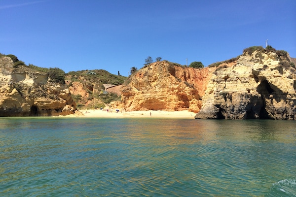 Foto van Moderne villa met zwembad - Vakantiehuis in Carvoeiro - AreaSummer5KM