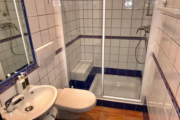 Foto van Gezinsvriendelijke villa in Benagil - Vakantiehuis in Benagil - BathRoom