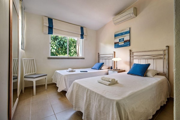 Foto van 4BR Villa Near Vilamoura Old Course - Vakantiehuis in Vilamoura - BedRoom