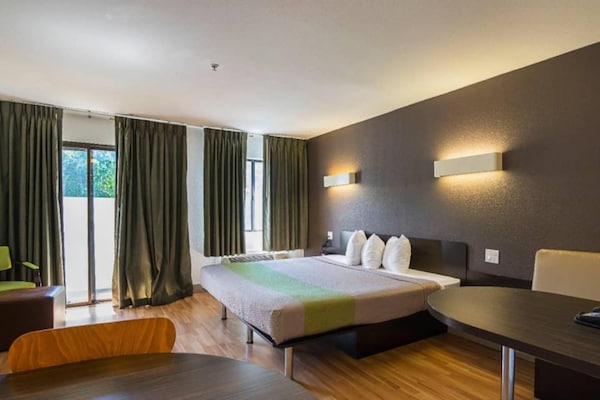 Foto van 3 tweepersoonsbedden | Rookvrij - Vakantiehuis in Concord - Facilities
