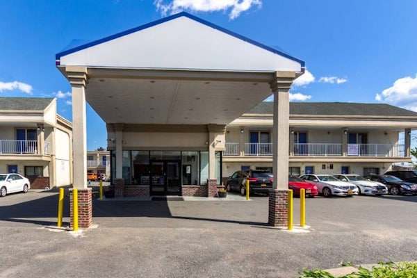 Foto van 3 tweepersoonsbedden | Rookvrij - Vakantiehuis in ELIZABETH - Facilities