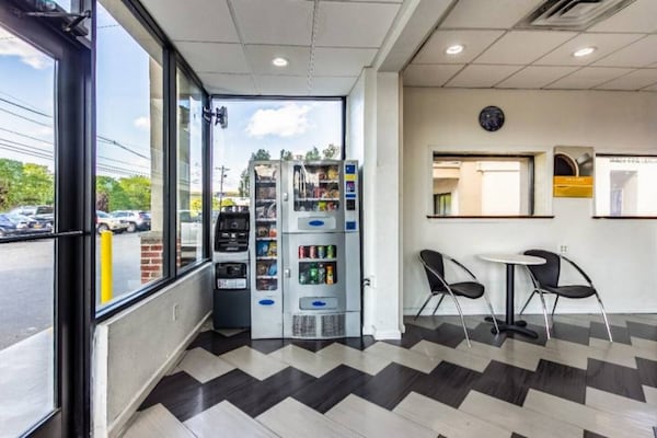 Foto van 3 tweepersoonsbedden | Rookvrij - Vakantiehuis in ELIZABETH - FloorPlan