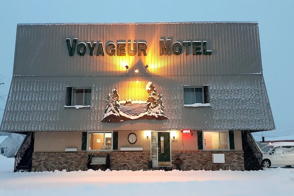 Foto van 2 Volle Bedden Met 1 Twin Bed - Vakantiehuis in International Falls - ExteriorSummer