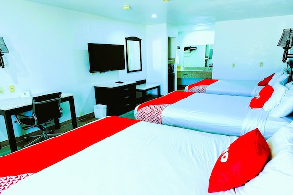 Foto van 3 Queensize bedden | Three Rivers TX - Vakantiehuis in Three Rivers TX - BedRoom